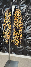 Load image into Gallery viewer, Cheetah print poncho          sz one size
