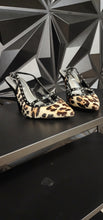 Load image into Gallery viewer, White House black market leopard heels          sz 9
