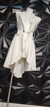 Load image into Gallery viewer, Trendi high low vest          sz xl-2x
