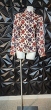 Load image into Gallery viewer, Worthington vintage blouse          sz untagged, Best fitting sz 10/12
