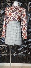 Load image into Gallery viewer, Loft skirt/paisley top 2 piece set sz 12

