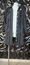 Load image into Gallery viewer, Thrill black long distress jacket           sz  2x
