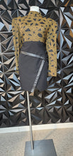 Load image into Gallery viewer, Faux leatherskirt/swirl top 2 piece set      sz 14/16
