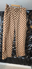 Load image into Gallery viewer, Birch &amp; Stone box print pants          sz xl
