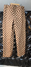 Load image into Gallery viewer, Birch &amp; Stone box print pants          sz xl
