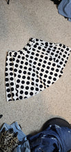 Load image into Gallery viewer, Polka dot skirt           sz untagged, best fit 18/20
