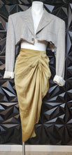 Load image into Gallery viewer, Shein curve olive skirt               sz 0xl (14/16)
