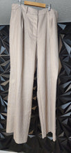 Load image into Gallery viewer, Nine west houndstooth wide leg pant           sz xl
