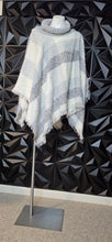 Load image into Gallery viewer, Ashley Stewart box print poncho             sz one size
