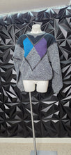 Load image into Gallery viewer, Urban Works Vintage sweater            sz xlrg
