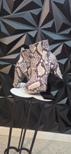 Load image into Gallery viewer, Bamboo reptile print heels        sz 8.5
