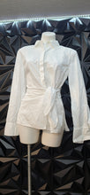 Load image into Gallery viewer, Loft white button up                   sz medium
