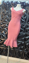 Load image into Gallery viewer, Pink fit and flare bandage dress           sz small
