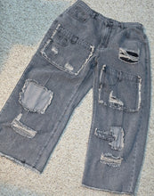 Load image into Gallery viewer, Denim wash wide leg cargo jean             sz 1xl (16)
