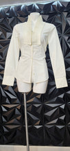 Load image into Gallery viewer, NWT    loft plelated blouse         sz 6
