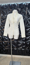 Load image into Gallery viewer, NWT    loft plelated blouse         sz 6
