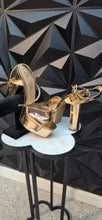 Load image into Gallery viewer, So Me rose gold platform heels          sz 10 (read disclaimer)
