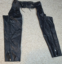 Load image into Gallery viewer, Classic Leather Chaps           sz med-large (16)
