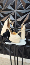 Load image into Gallery viewer, Sam Edelman chunky platform heels             sz 8.5
