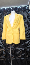 Load image into Gallery viewer, Sag harbor Yellow blazer               sz 12
