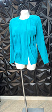 Load image into Gallery viewer, NWT Argenti teal pleated front blouse          sz 10
