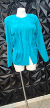 Load image into Gallery viewer, NWT Argenti teal pleated front blouse          sz 10
