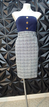Load image into Gallery viewer, NWT Kate Kasin skirt         sz lrg (12-14)
