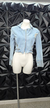 Load image into Gallery viewer, BBJ denim distressed acket           sz med (fitting sm/med)
