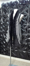 Load image into Gallery viewer, Lauren Michelle houndstooth vest           sz xl
