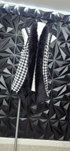 Load image into Gallery viewer, Lauren Michelle houndstooth vest           sz xl
