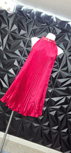 Load image into Gallery viewer, Mav Studio pleated dress         sz med/lrg fit
