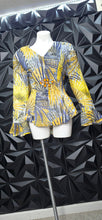 Load image into Gallery viewer, Nubiano Peplum high low flare blazer          sz 16 (fitting 14/16)
