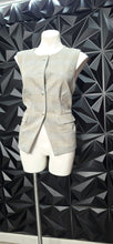 Load image into Gallery viewer, Bagatelle plaid print vest        sz medium disclaimer: 2nd button missing
