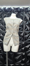 Load image into Gallery viewer, Bagatelle plaid print vest        sz medium disclaimer: 2nd button missing
