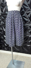 Load image into Gallery viewer, Eva Mendes denim distressed skirt        sz 10-12
