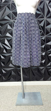 Load image into Gallery viewer, Eva Mendes denim distressed skirt        sz 10-12
