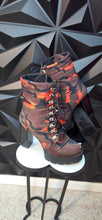 Load image into Gallery viewer, Camo platform heels       sz untagged, best fit sz 9  read disclaimer
