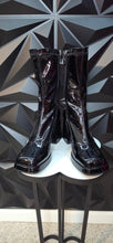 Load image into Gallery viewer, Black patent leather chunky heels          sz 7.5
