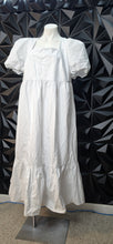 Load image into Gallery viewer, H&amp;M white baby doll dress          sz xl -1x
