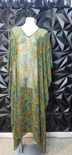 Load image into Gallery viewer, Sheer printed kaftan                one size
