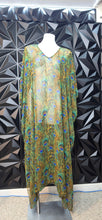 Load image into Gallery viewer, Sheer printed kaftan                one size
