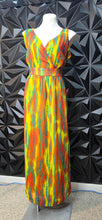 Load image into Gallery viewer, Jessica London colorful long dress        sz 14
