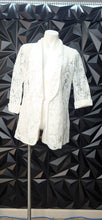 Load image into Gallery viewer, Lace open front blazer       sz xl

