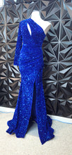 Load image into Gallery viewer, NWT Fashion nova sequin 1 arm dress            sz small
