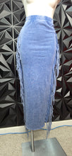 Load image into Gallery viewer, Stonewash fringe skirt           sz med-large
