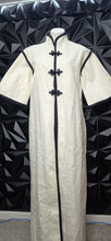 Load image into Gallery viewer, New Oriental style duster         sz large
