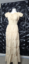 Load image into Gallery viewer, Long baby doll dress        sz large
