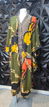 Load image into Gallery viewer, Shein curve Multicolor high low kaftan            sz 2xl
