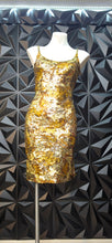 Load image into Gallery viewer, Black tie sequin dress               sz 8
