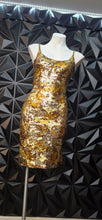 Load image into Gallery viewer, Black tie sequin dress               sz 8
